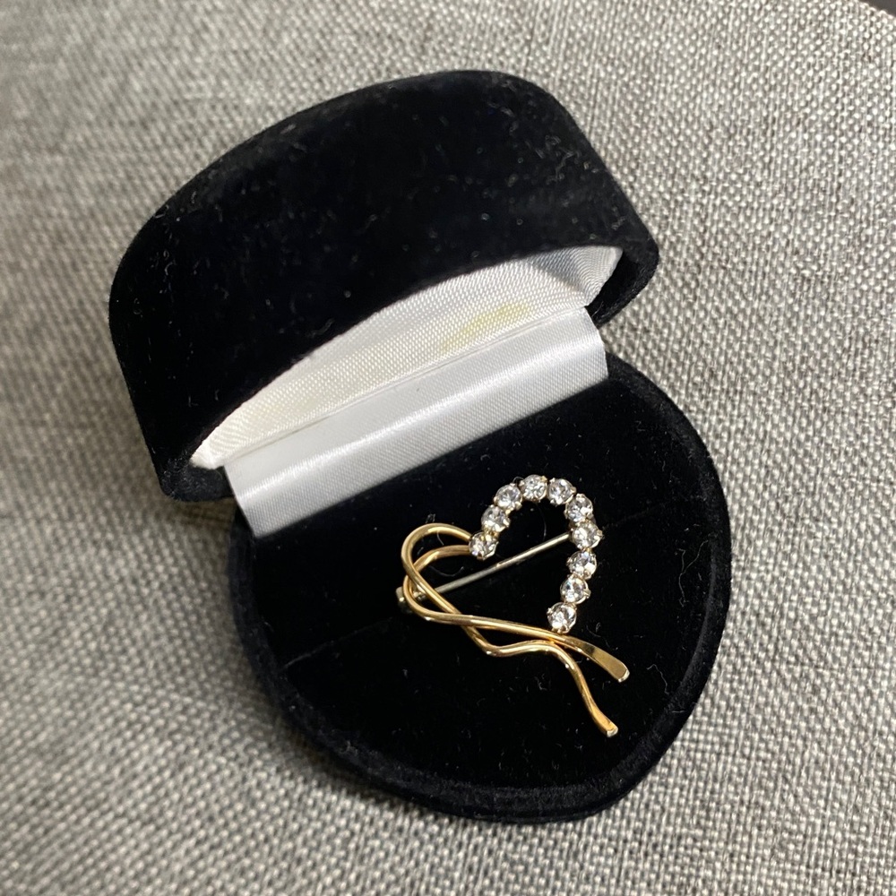 Gold Krementz Signed Crystal Heart Brooch